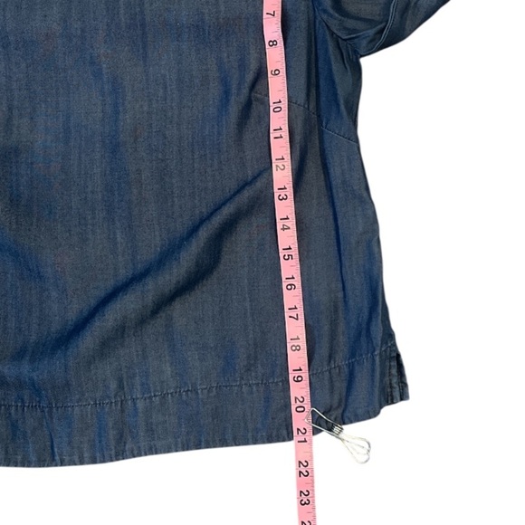 White House Black Market Size 0 Emma Chambray Blouse 3/4 Quarter Bell Sleeves - Picture 4 of 14